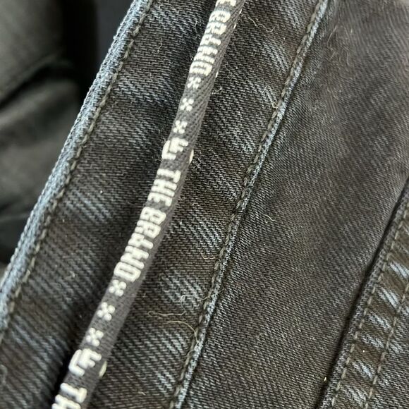 LF The Brand Black Rebel Distressed Denim Hot Shorts Zip Sides Raw Hem Sz 28 NWT - Picture 10 of 11